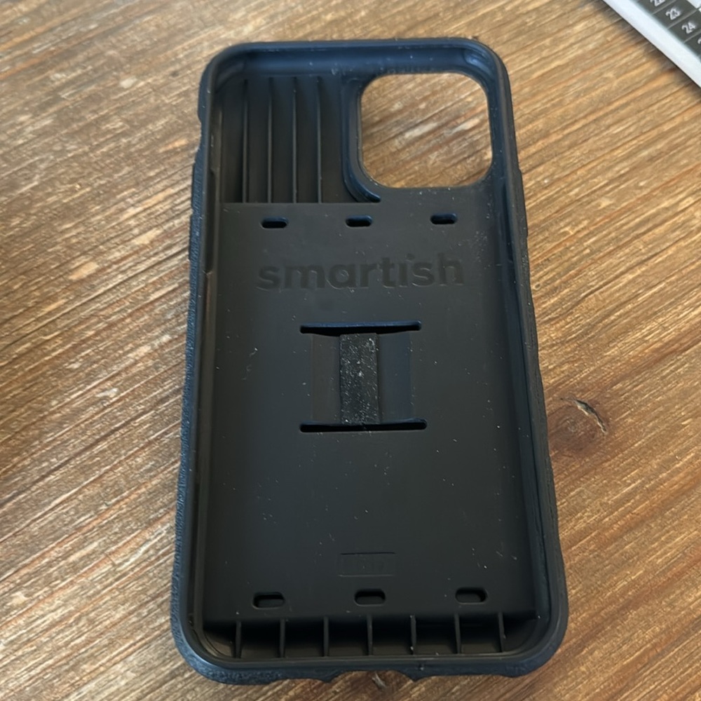 Smartish 11 pro lime case - Picture 2 of 3